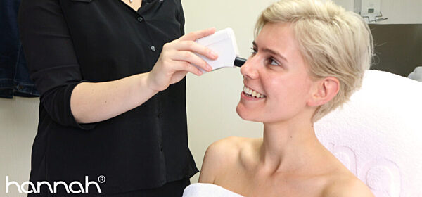 Alles wat je wél en niet moet doen met een vette huid – Skin Hotline